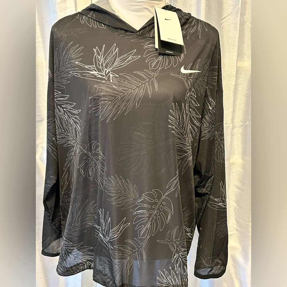 NWT Nike Women’s Pro Coverup in gray